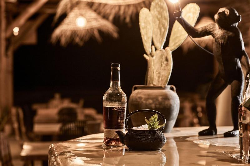 Naxian On The (adults Only) 3*