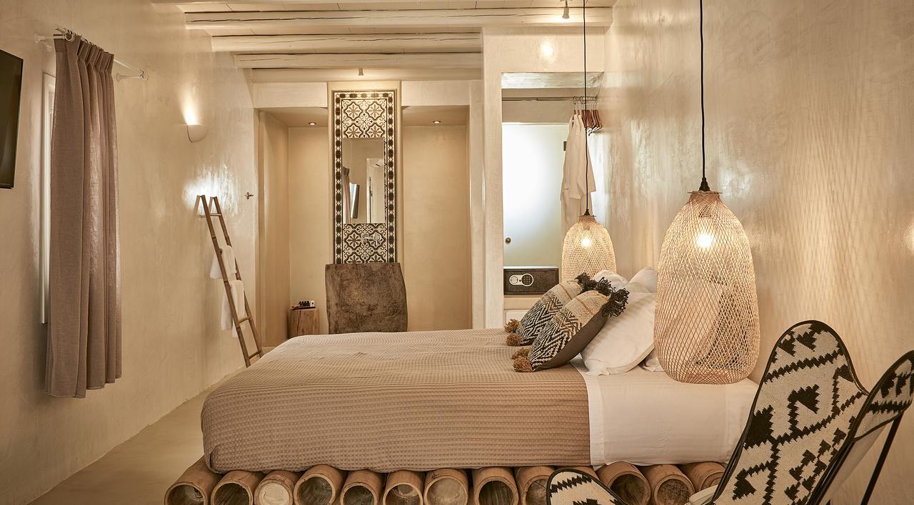 Naxian On The (adults Only)